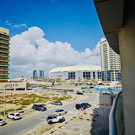 369 Stays- 1 Bedroom Apartment In Sports City دبي المظهر الخارجي الصورة